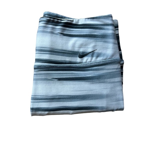 Nike Dri-Fit black white and gray Striped Leggings - Picture 2 of 11